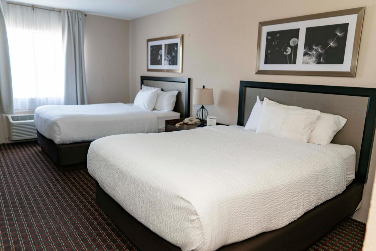 Ramada By Wyndham Tell City Esterno foto