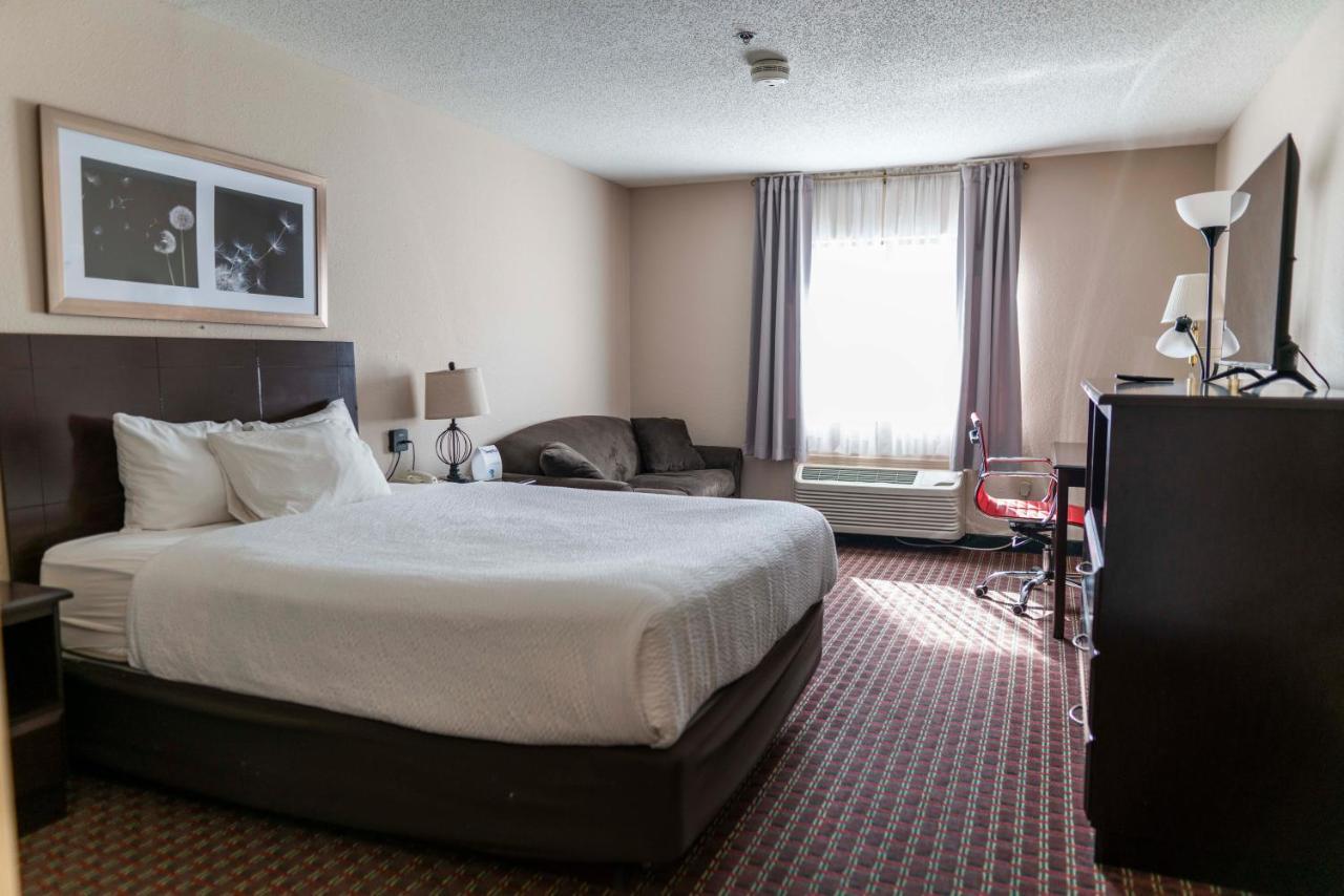 Ramada By Wyndham Tell City Esterno foto